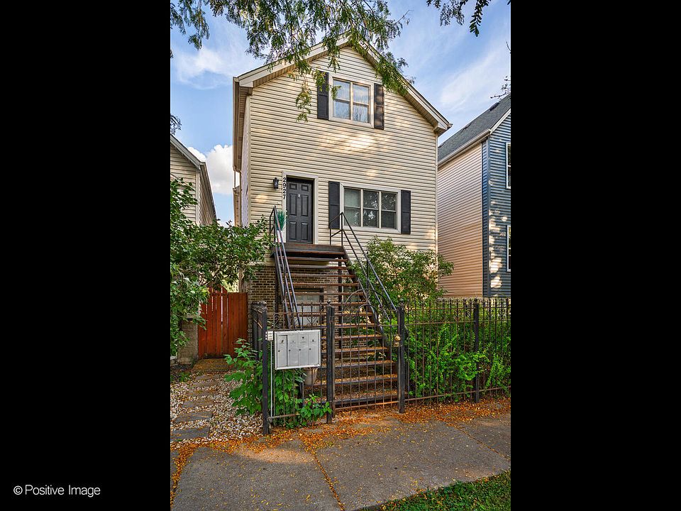 1st image of 2927 N Gresham Ave APT 3