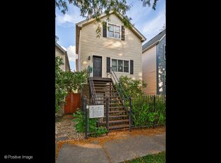 2927 N Gresham Ave APT 3, Chicago, IL 60618