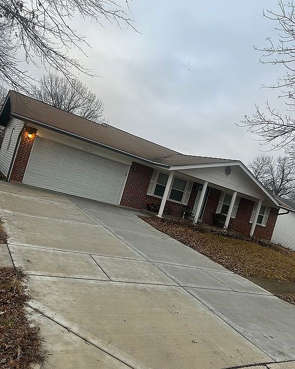 1st image of 12022 Trampe Heights Ln