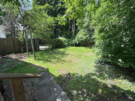 3rd image of 6 De Jonge St