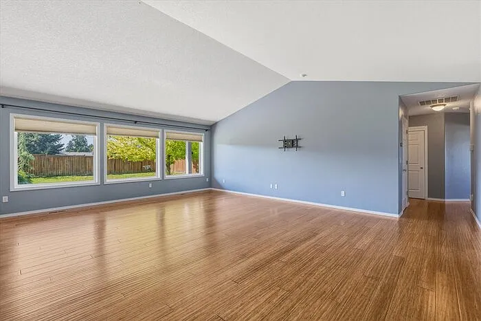 135 Lexington Ave — Photo 6
