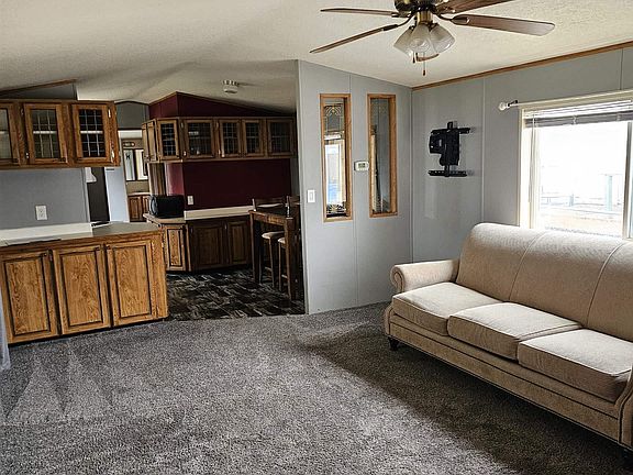 2nd image of 214 Crestwood Dr