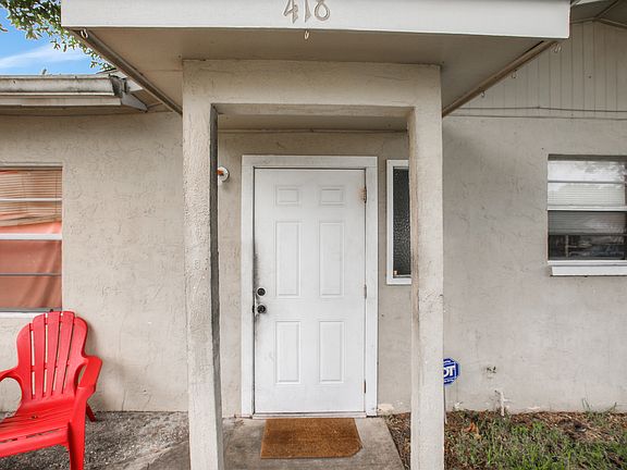 5th image of 418 Earl Ave