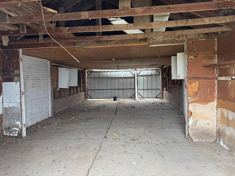 4594 Bus Hwy #287 — Photo 36