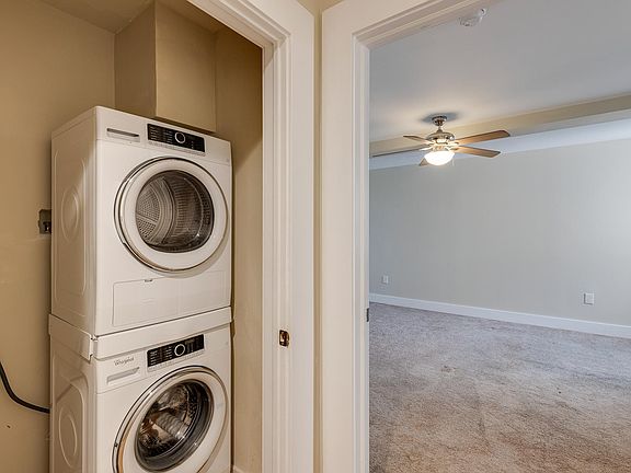5th image of 910 McKean St