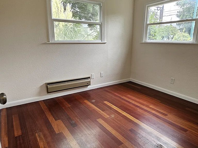 Guest Bedroom Near Kitchen