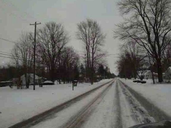 Exterior Neighborhood (street photo)