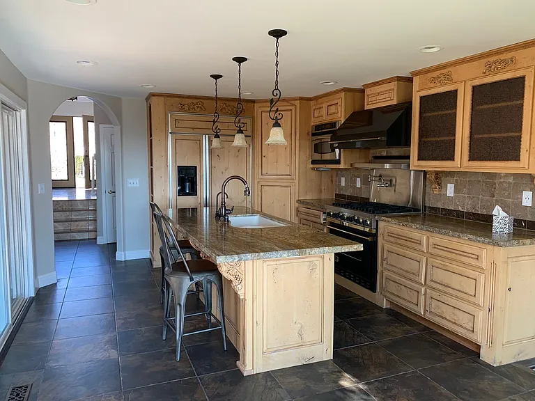 3245 Formby Ln — Photo 3
