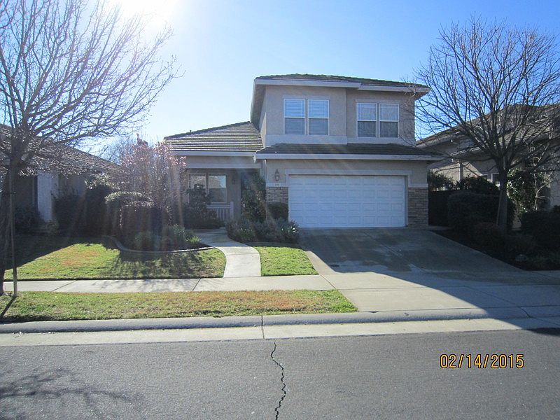 1st image of 705 Tamarindo Way