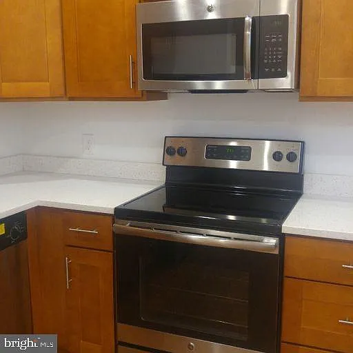 1637 Poplar St #LL1 — Photo 9