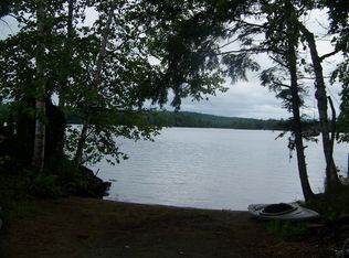42 Oak Dr, Manchester, ME 04351
