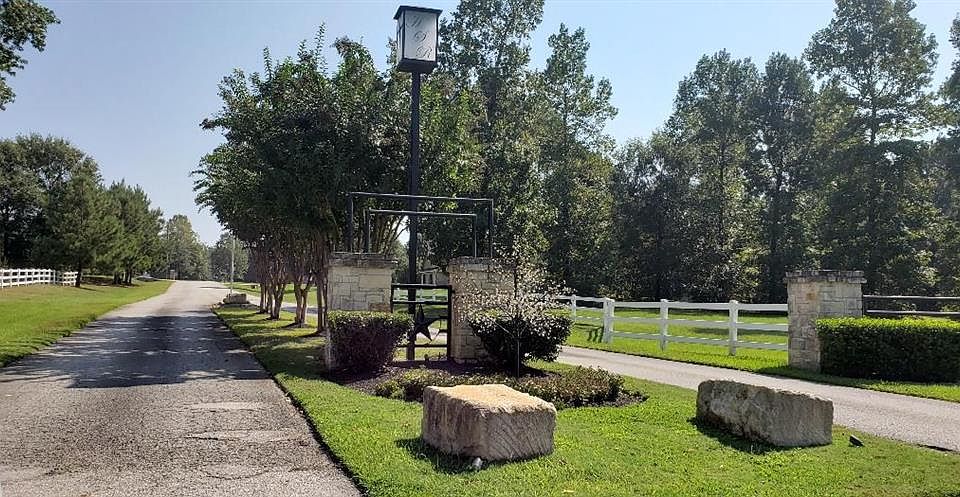 1st image of 10 Double Creek Ct