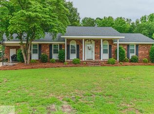 104 Western Wayne Dr, Pikeville, NC 27863
