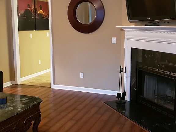 2nd image of 119 Somerset Dr