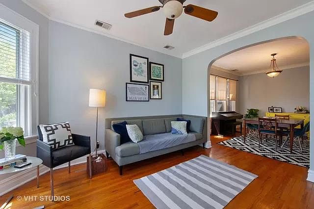1st image of 2524 N Lawndale Ave #2