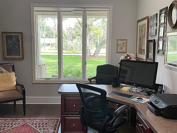 4th image of 24428 Harbour View Dr
