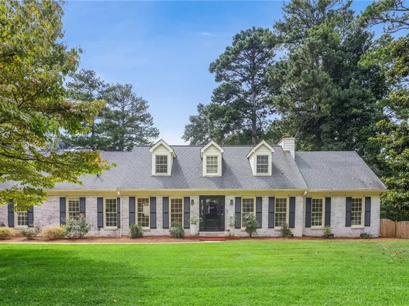 2249 Chadds Creek Dr, Marietta, GA 30062