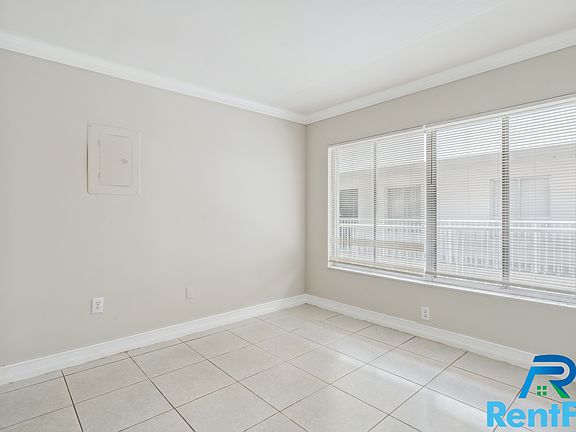 4th image of 1830 Maravilla Ave APT 406