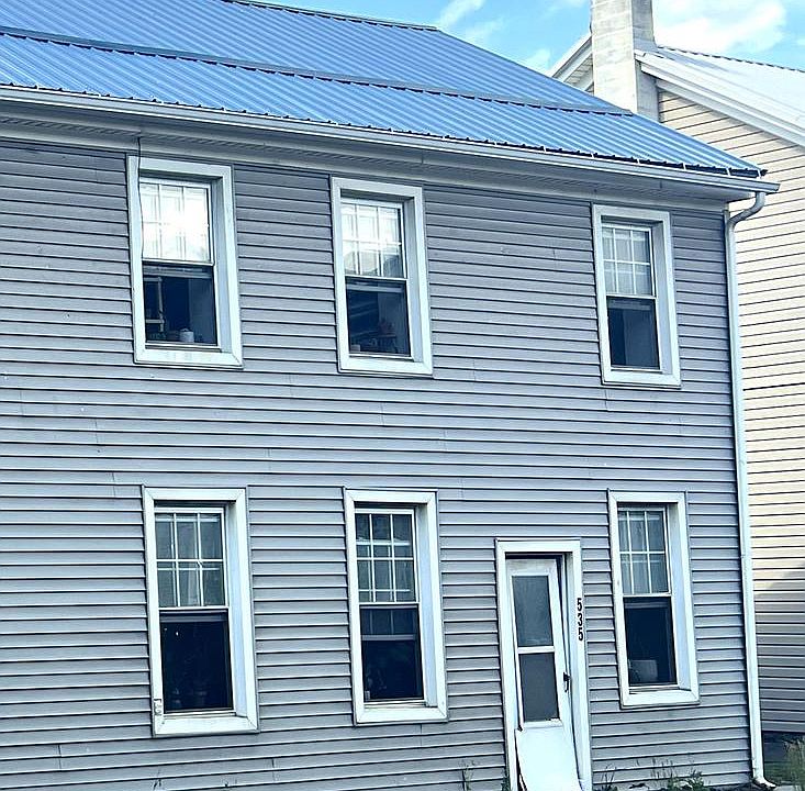 1st image of 535 Main St