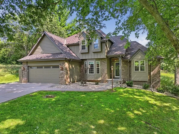 6905 Northland Dr, Omaha, NE 68152