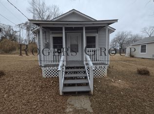 625 Breckenridge St, Henderson, NC 27536