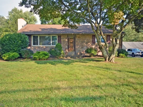 17 School Rd, Readington Twp., NJ 08889