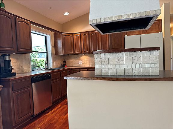 4th image of 12530 SW 11th Court