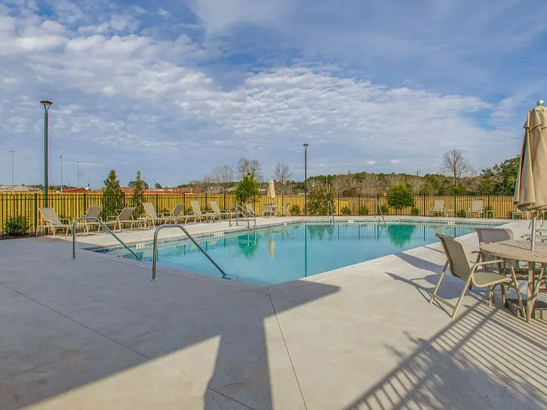 333 Callie Dr — Photo 13