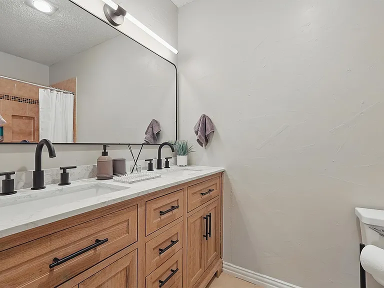 5830 Jester Dr — Photo 27