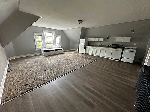Floor plan 10