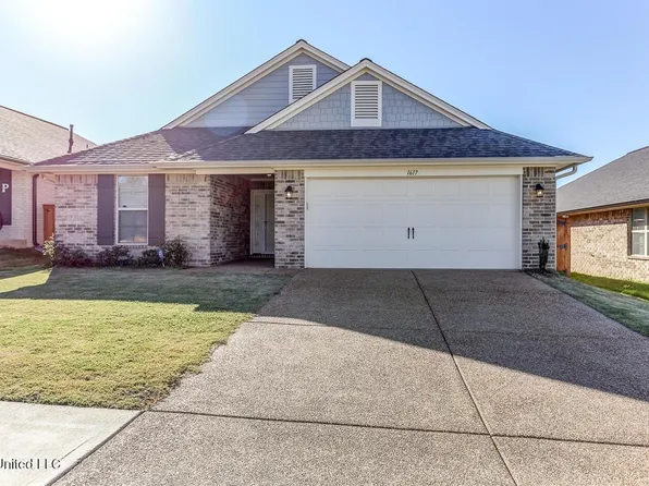 5392 Willow Oak Dr, Horn Lake, MS 38637