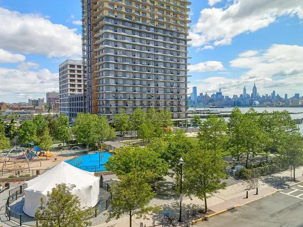 2 Shore Lane image 1 of 16