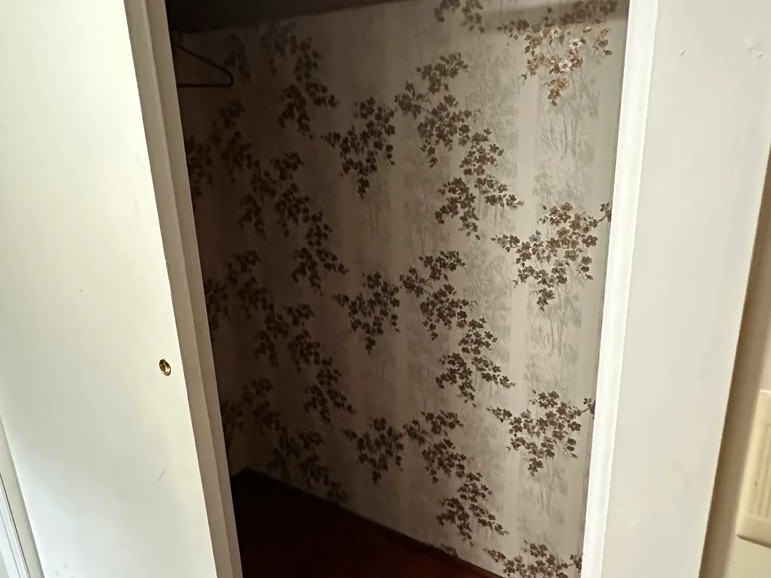 2 bed, 1000 sqft, $1,600 — Photo 2