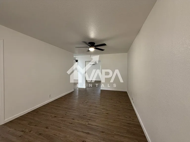 230 Craigmont Ln — Photo 8