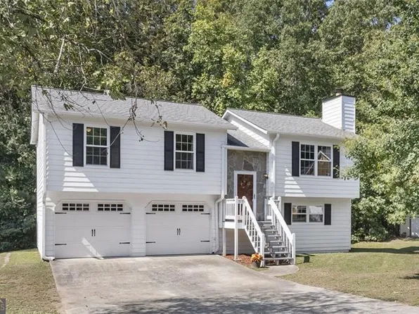 823 Westgard Ct, Douglasville, GA 30134