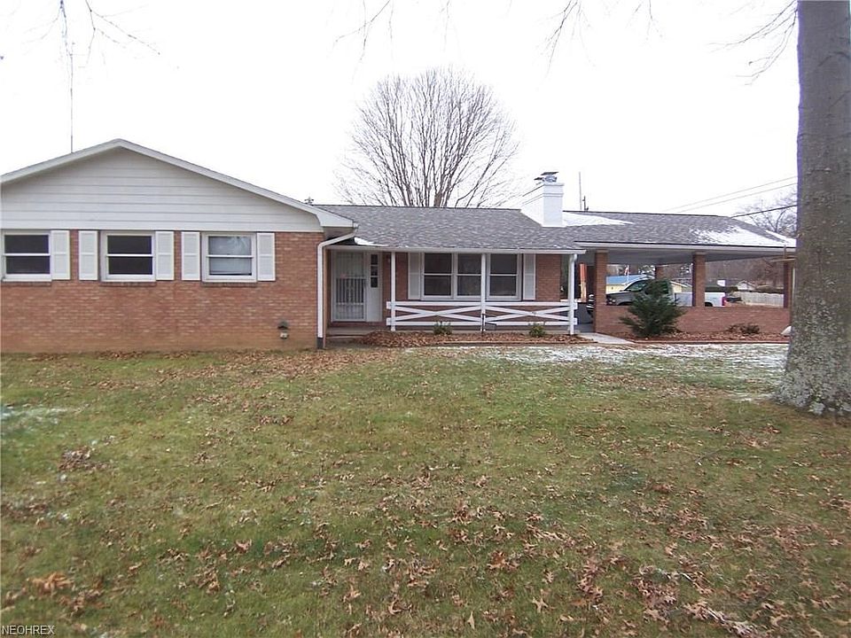 1st image of 368 Valley Manor Ln