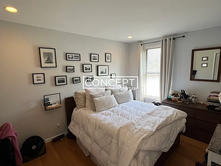 1661 Washington St #302 — Photo 14