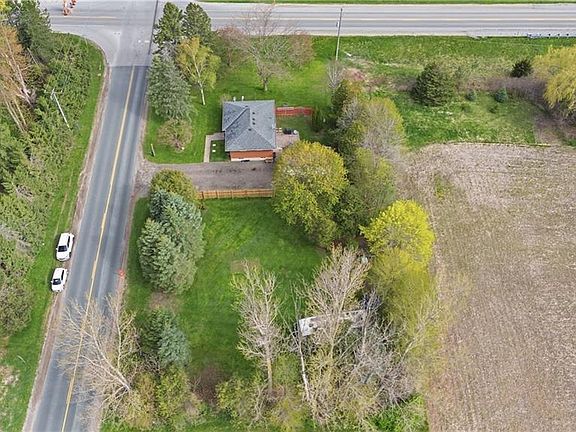 5th image of 775826 Blandford Rd