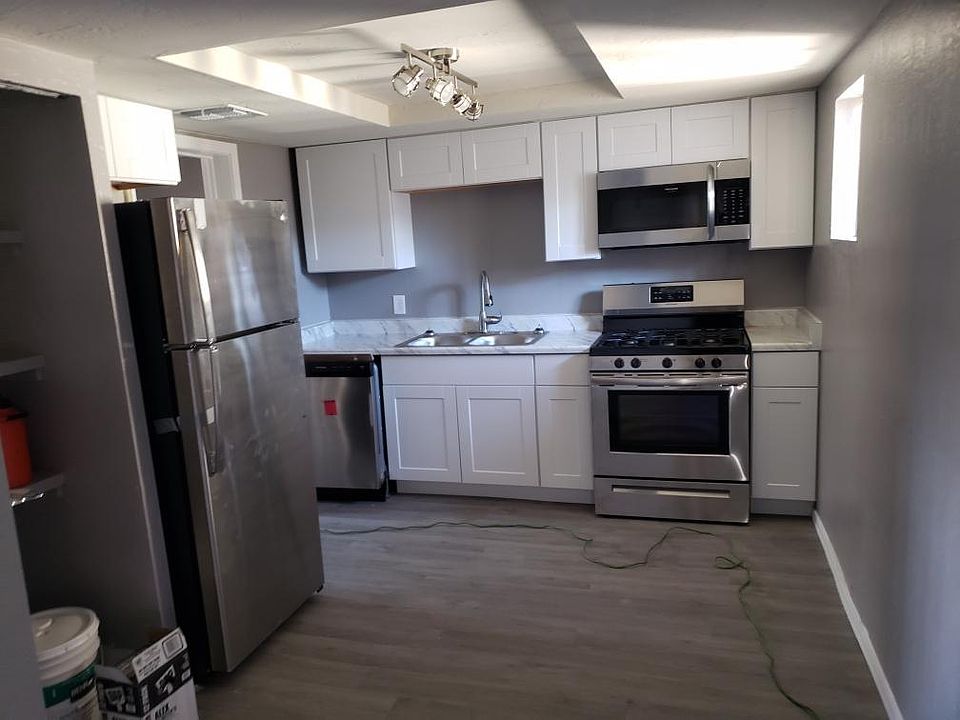 1st image of 111 E Townley Ave #B