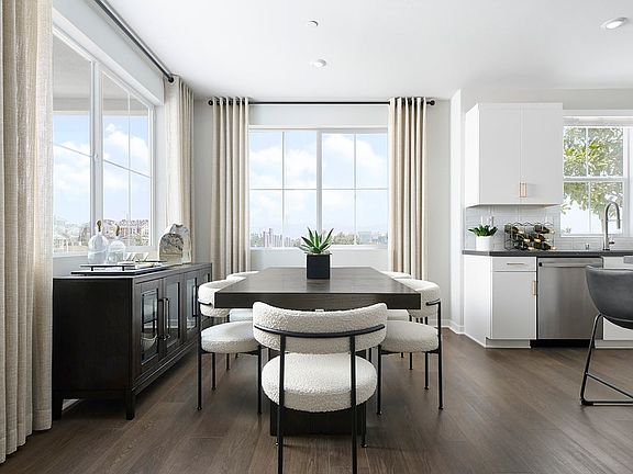 Plan 1 Model Home Dining Detail