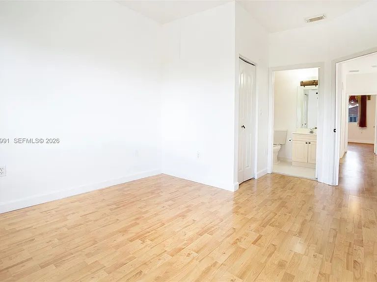 2657 SW 145th Ave — Photo 20
