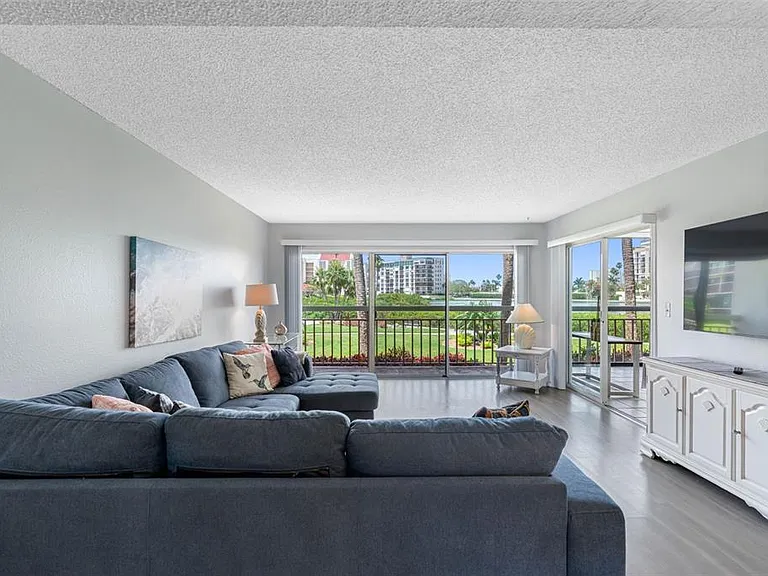 7871 Sailboat Key Blvd S #106 — Photo 11