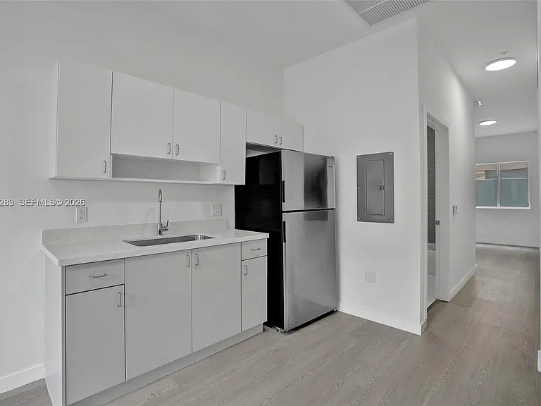 1567 NW 1st St #3 — Photo 4