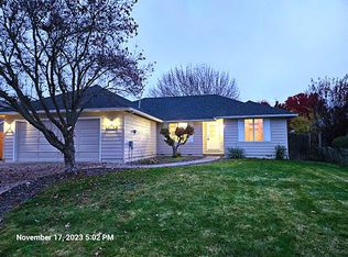 1213 SW Kokanee Ln, Grants Pass, OR 97527