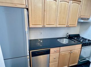 442 W 57th St APT 8E, New York, NY 10019