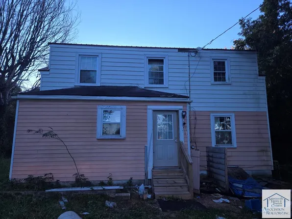1117 Chatham Hts, Martinsville, VA 24112