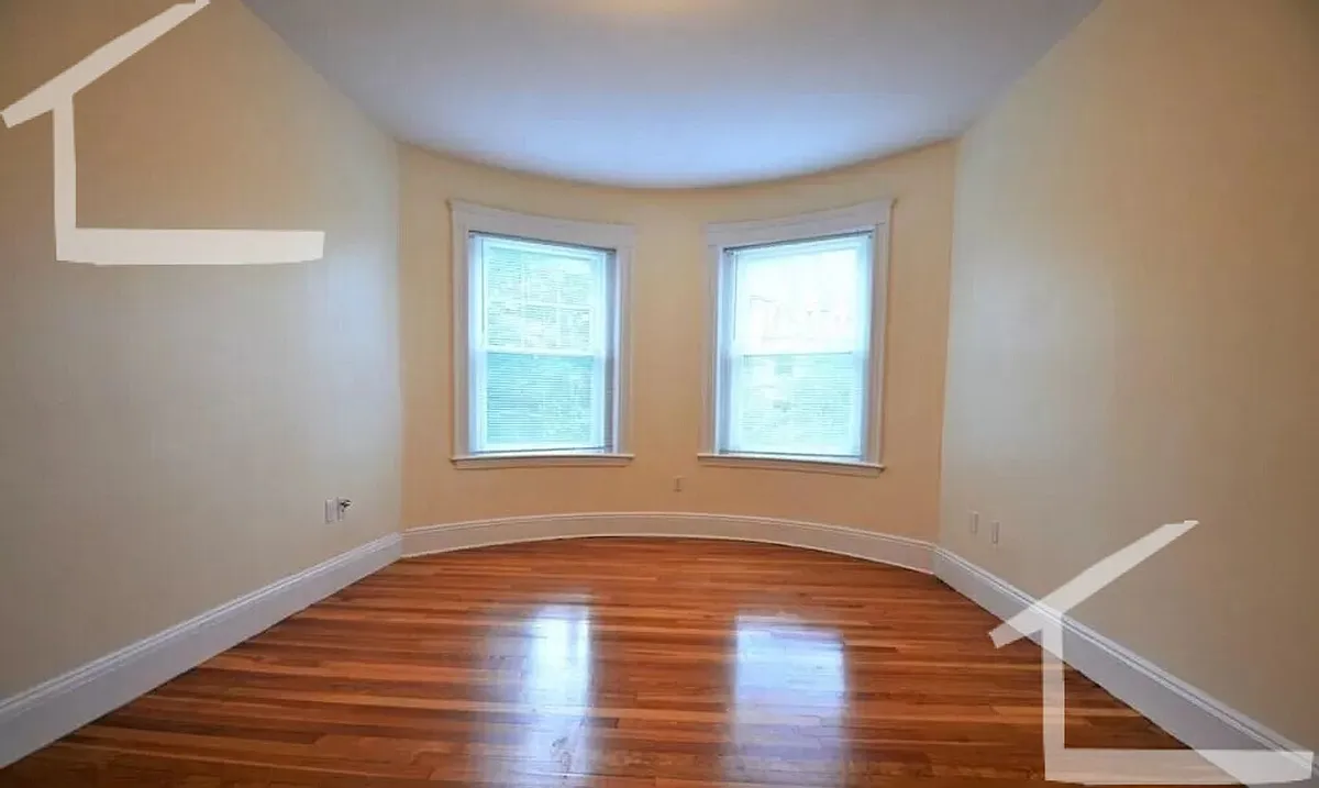 Building Photo - 198 Winthrop Rd #5E