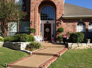 614 Glen Hollow Dr, Garland, TX 75044