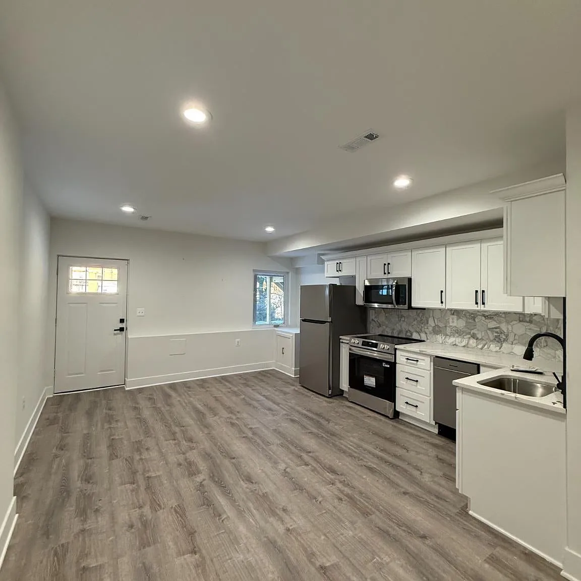 1 bed, 675 sqft, $1,600 — Photo 4