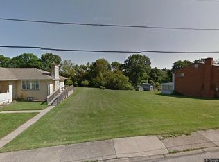 1009 McPherson Ave, Clairton, PA